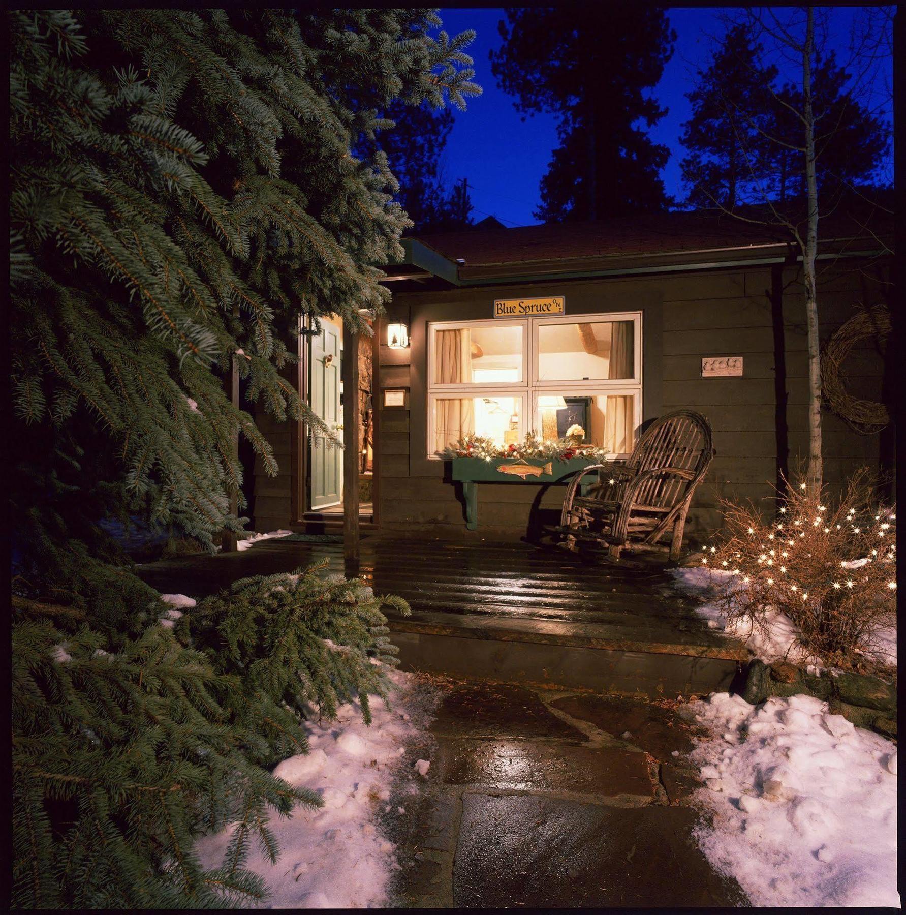 Highland Haven Creekside Inn Evergreen Exterior foto